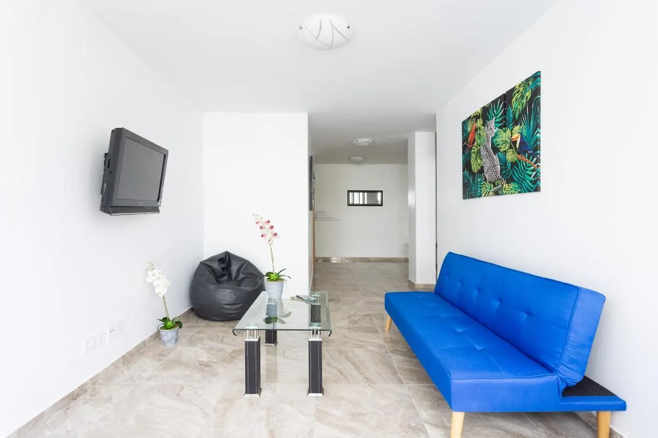 Black Cat Surf House 1 A Hotel Arona  0*, Arona (Tenerife)